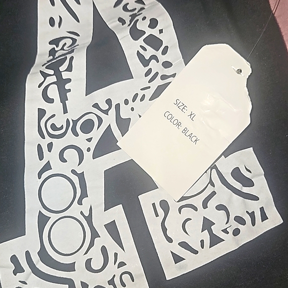 ON FIRE Women LA Front NY Back Grafic Print Tee Top T-shirts  Size XL - Picture 9 of 9